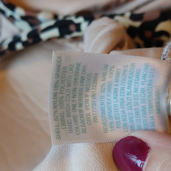 Leopard Print Swimsuit - Picture 4 of 5